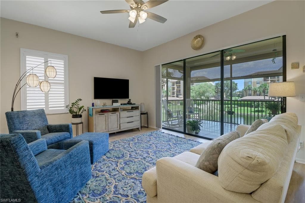 184 Vintage Cir N201, Naples, FL 34119-6