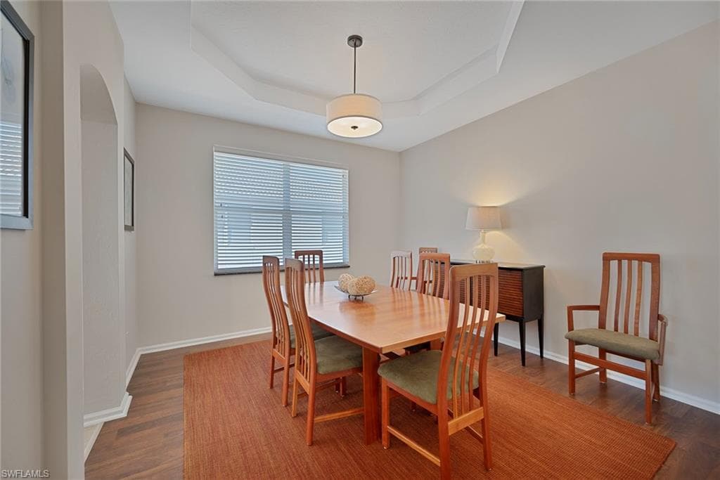 7774 Gardner Dr 202, Naples, FL 34109-8