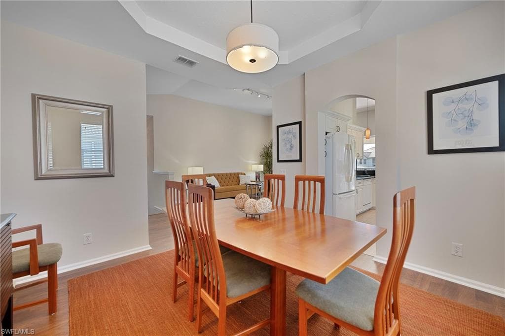 7774 Gardner Dr 202, Naples, FL 34109-9