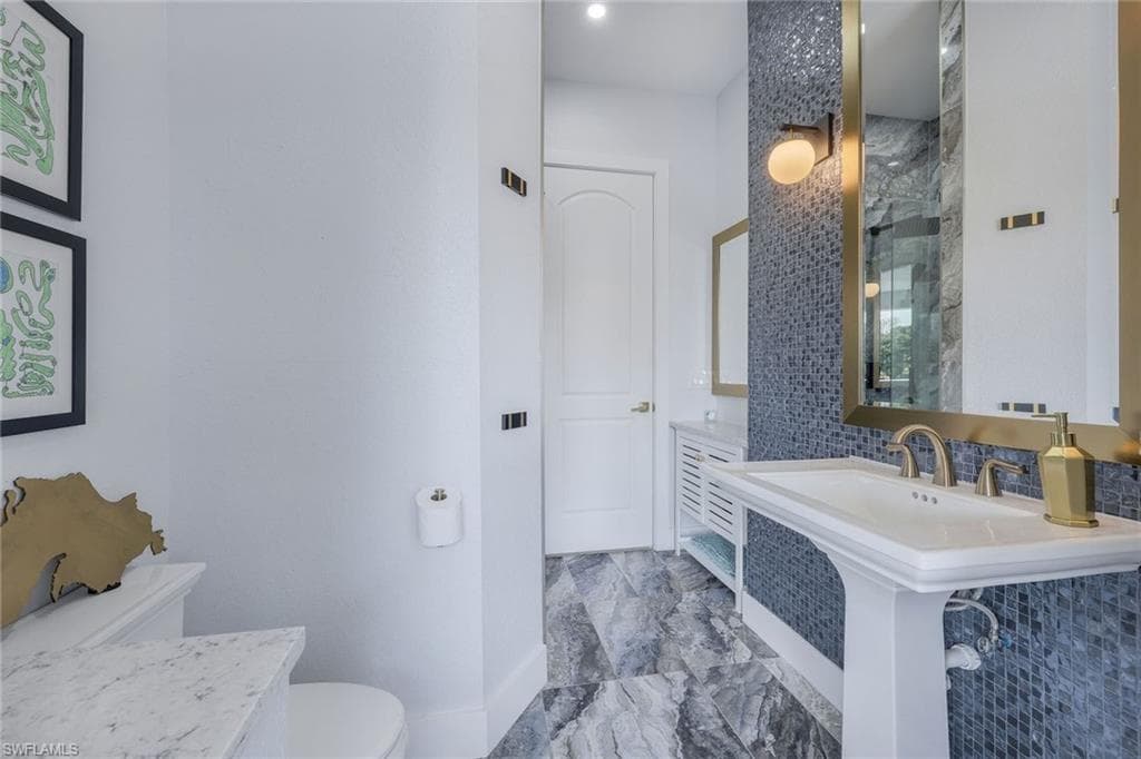 12570 Vittoria Way, Fort Myers, FL 33912-35