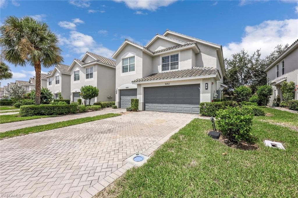 16162 Ravina Way 65, Naples, FL 34110-2