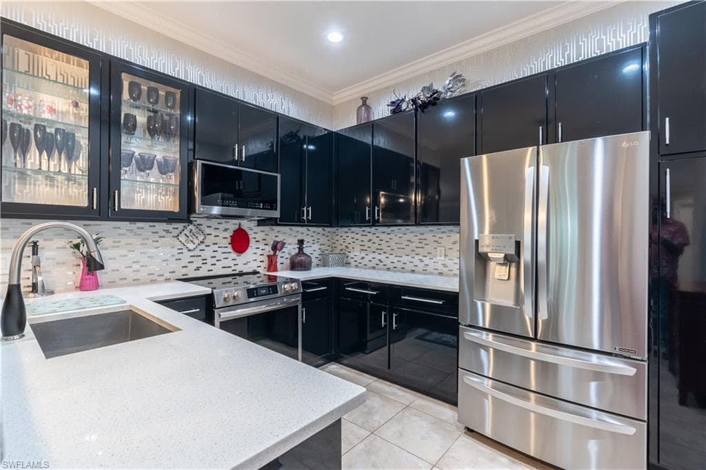 8687 Genova Ct, Naples, FL 34114-13