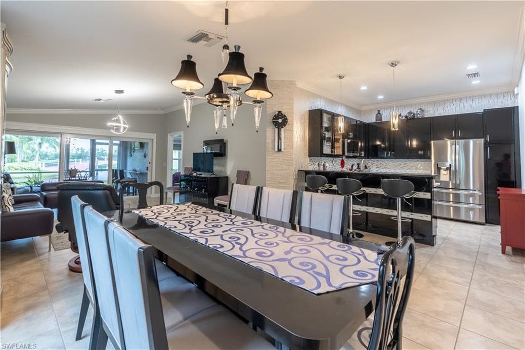 8687 Genova Ct, Naples, FL 34114-15
