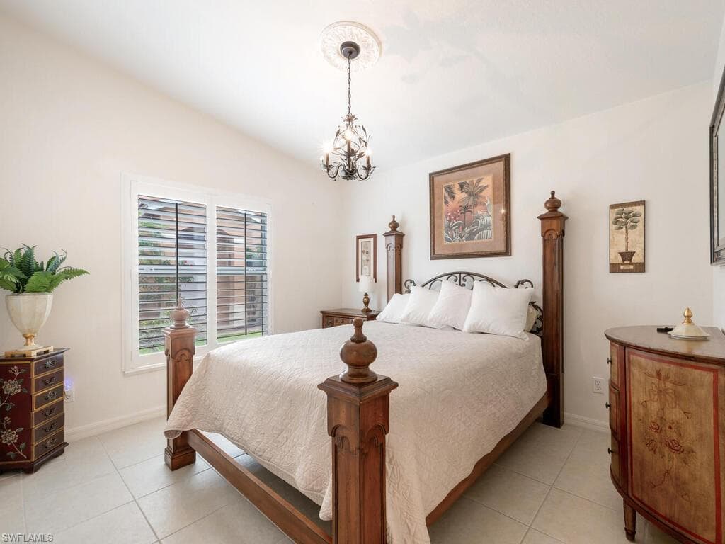 14935 Volterra Ct, Naples, FL 34120-24