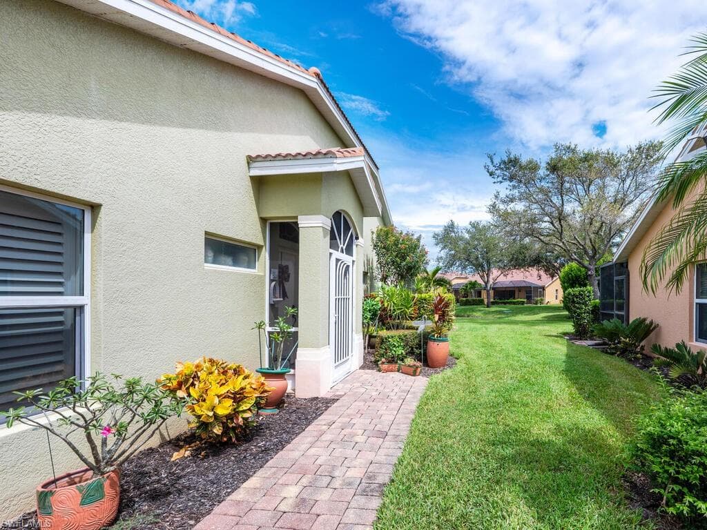14935 Volterra Ct, Naples, FL 34120-4
