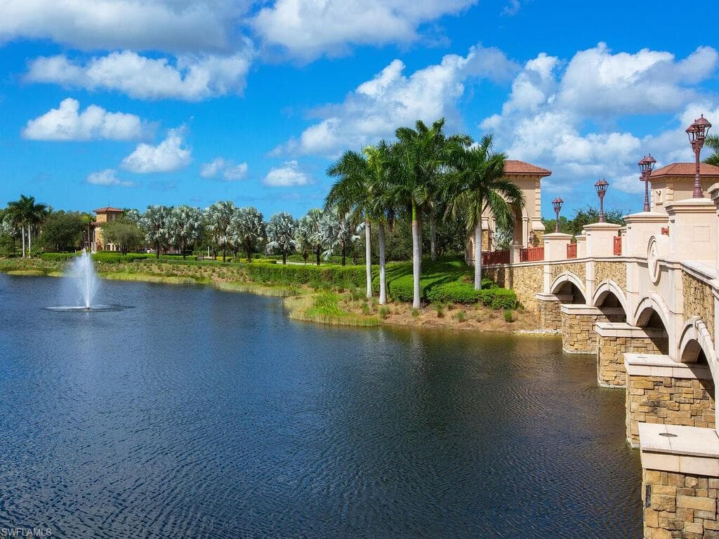 9816 Giaveno Cir 1315, Naples, FL 34113-25