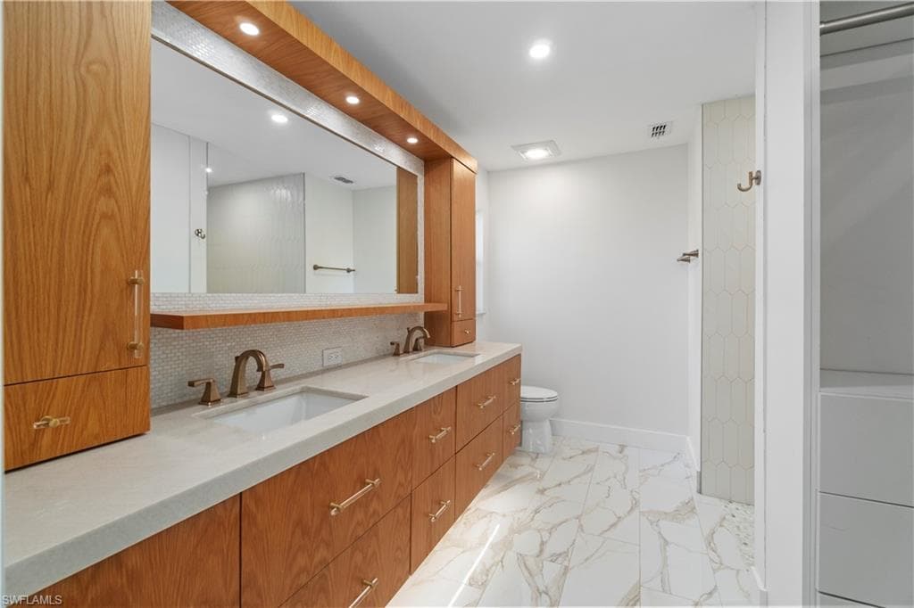 25360 Fairway Dunes Ct, Bonita Springs, FL 34135-24