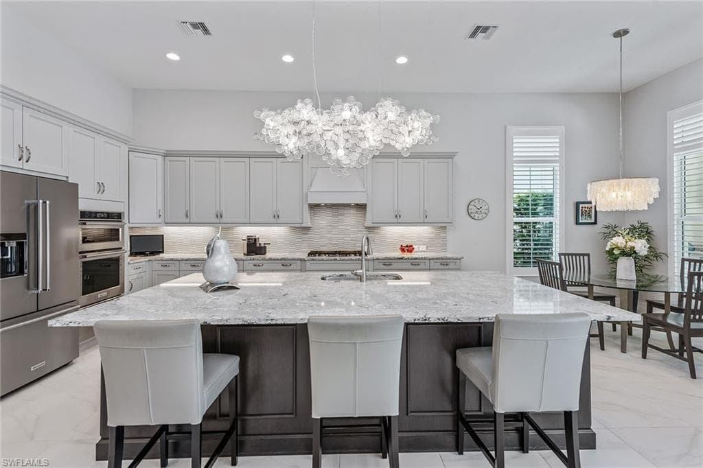 3156 Capistrano Ln, Naples, FL 34114-9