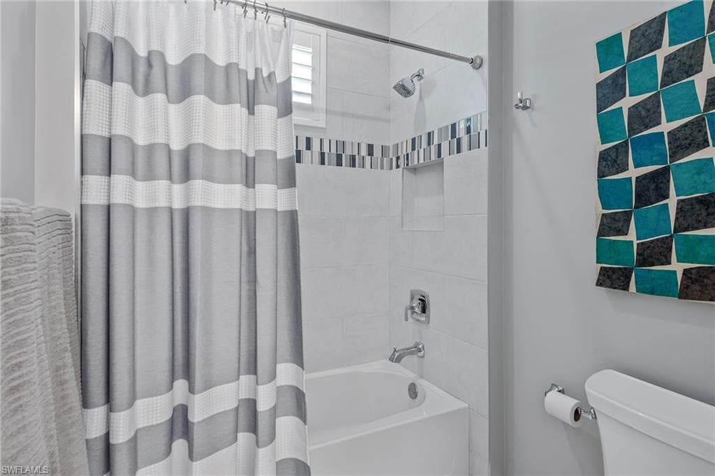 3156 Capistrano Ln, Naples, FL 34114-24