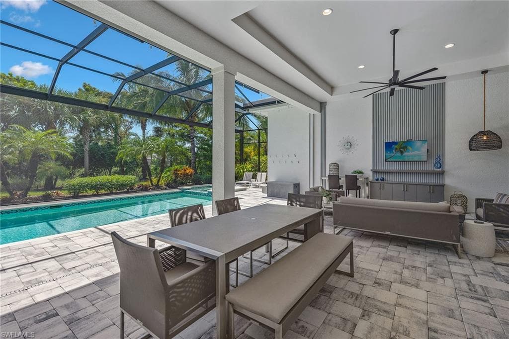 3156 Capistrano Ln, Naples, FL 34114-30