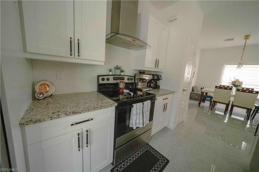 4264 8th Ave NE, Naples, FL 34120-10