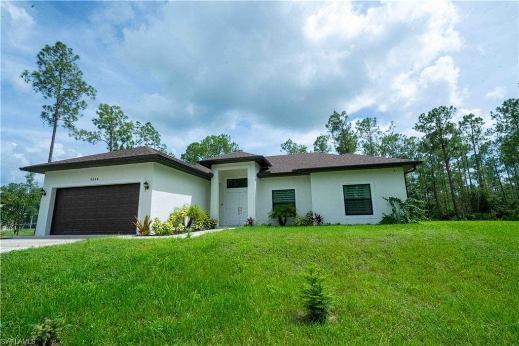 4264 8th Ave NE, Naples, FL 34120-1