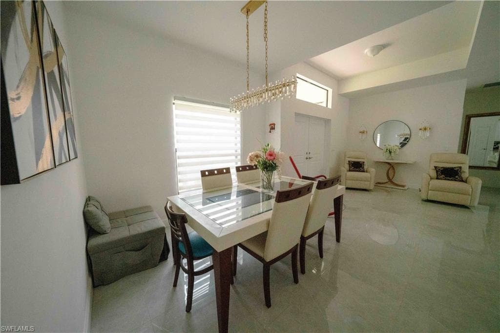 4264 8th Ave NE, Naples, FL 34120-8