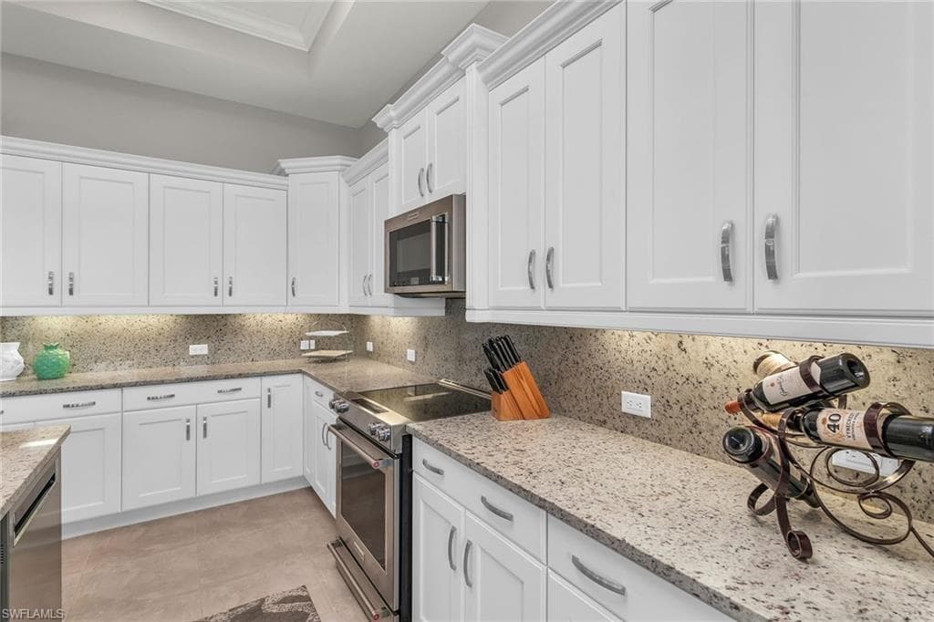 14812 Dockside Ln, Naples, FL 34114-12