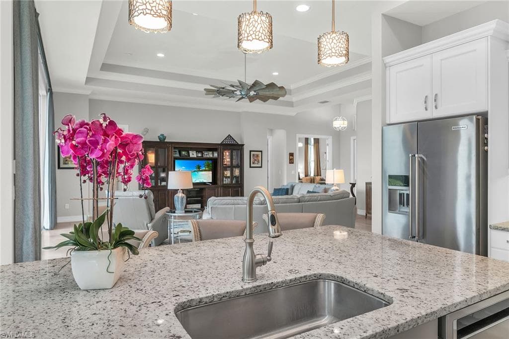 14812 Dockside Ln, Naples, FL 34114-13