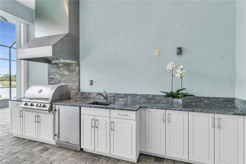 14812 Dockside Ln, Naples, FL 34114-30