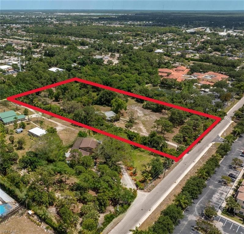 11405 Longfellow Ln, Bonita Springs, FL 34135-6