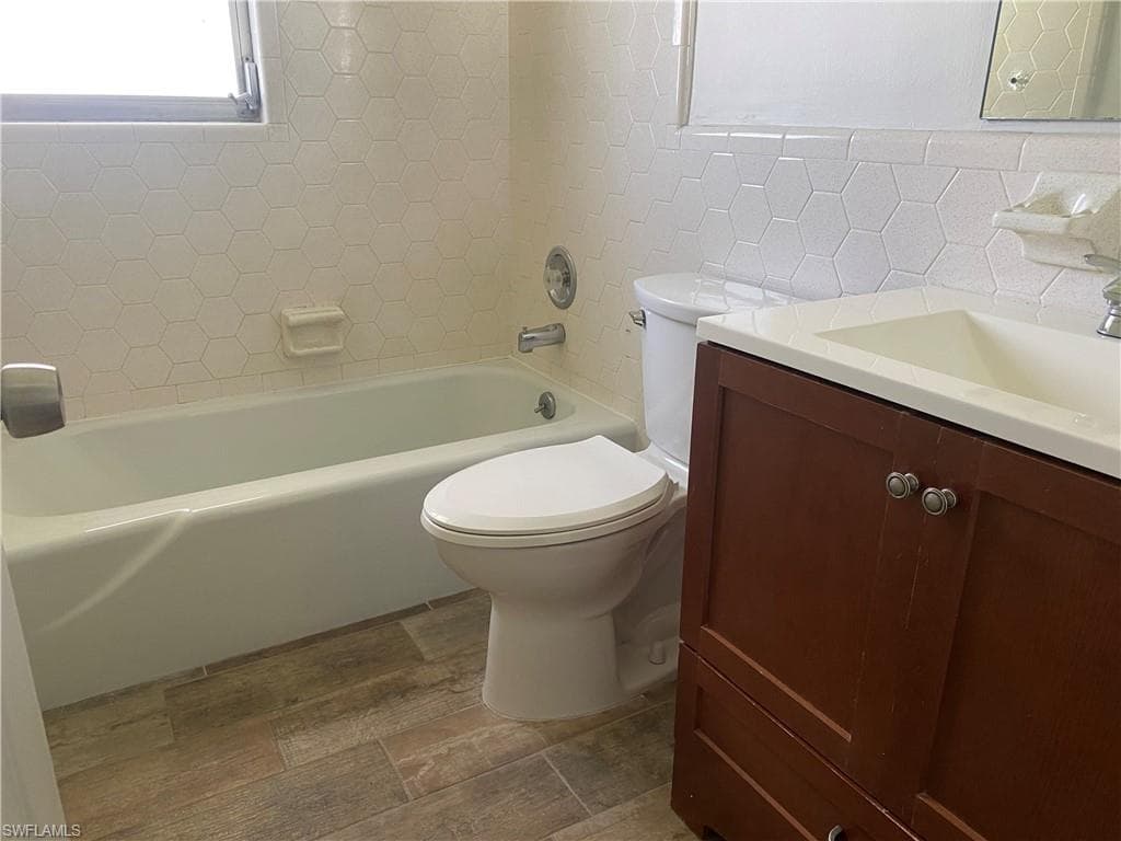 209 Rockcliff Ave, Lehigh Acres, FL 33936-13