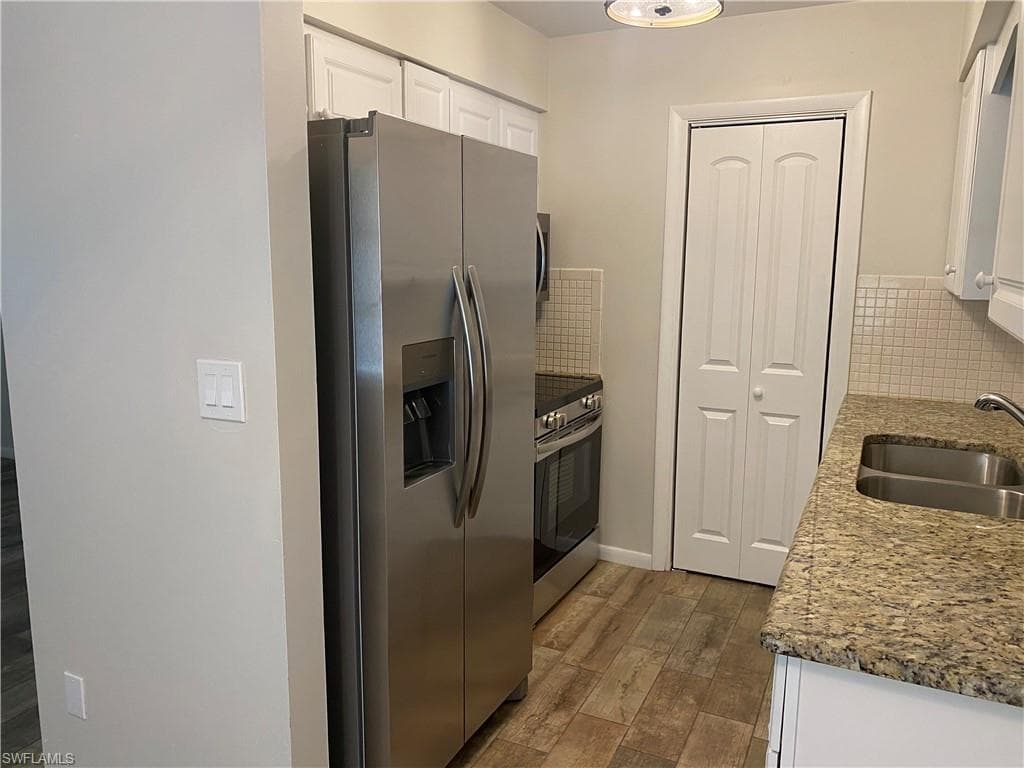209 Rockcliff Ave, Lehigh Acres, FL 33936-18