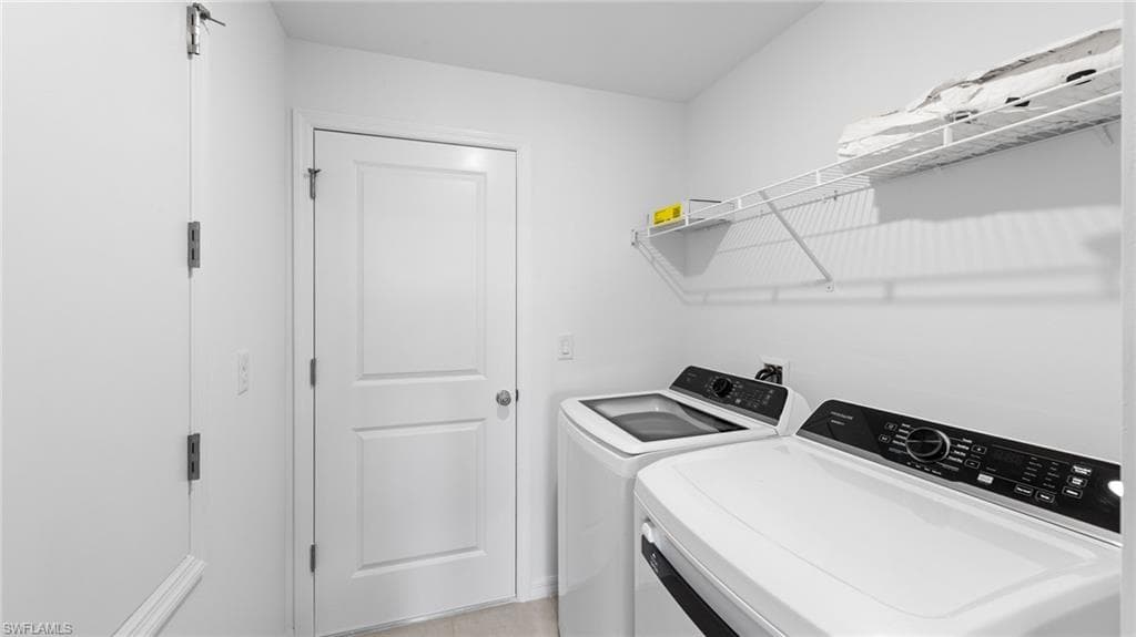 515 Redwood Ave S, Lehigh Acres, FL 33974-21