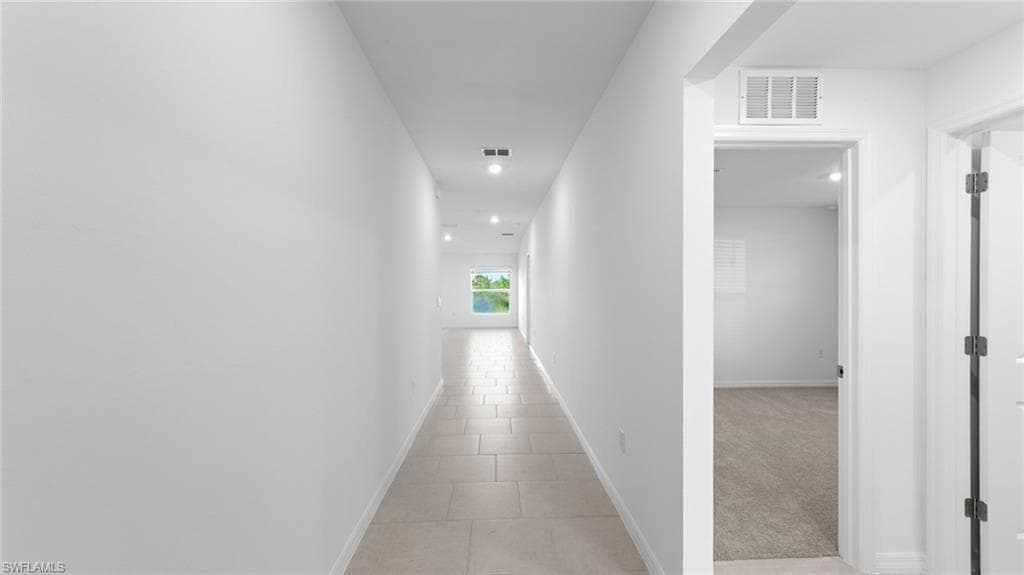515 Redwood Ave S, Lehigh Acres, FL 33974-4