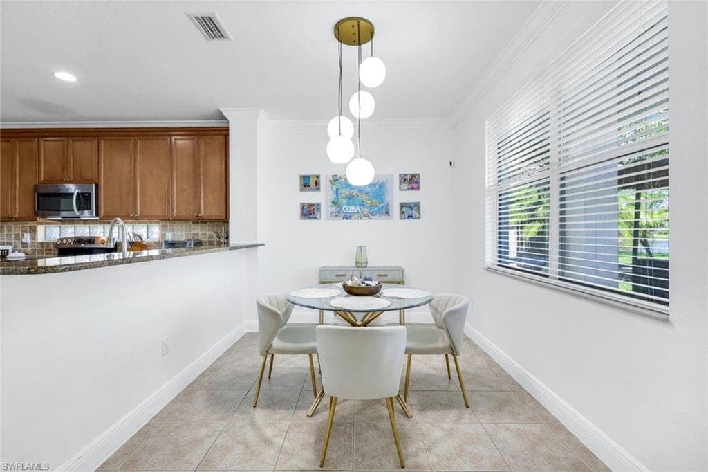 1570 Double Eagle Trl, Naples, FL 34120-15