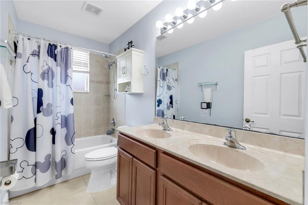 1570 Double Eagle Trl, Naples, FL 34120-30