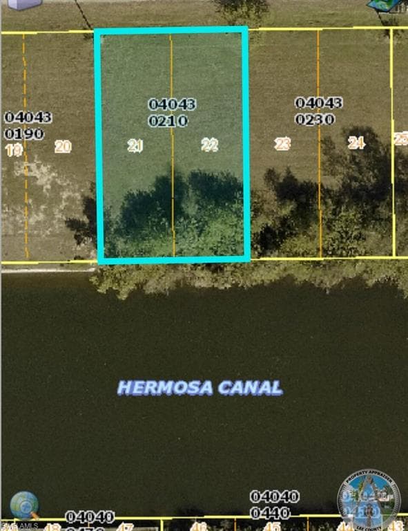 2920 9th Ter, Cape Coral, FL 33993-2
