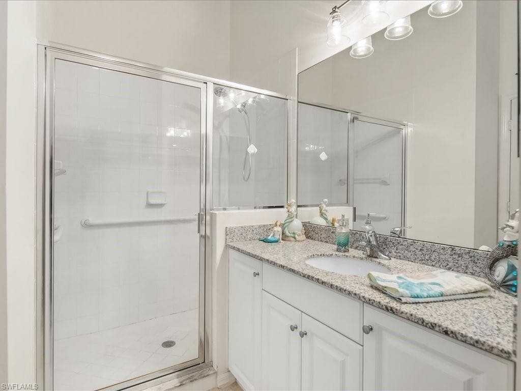 375 Stella Maris Dr N 2806, Naples, FL 34114-16