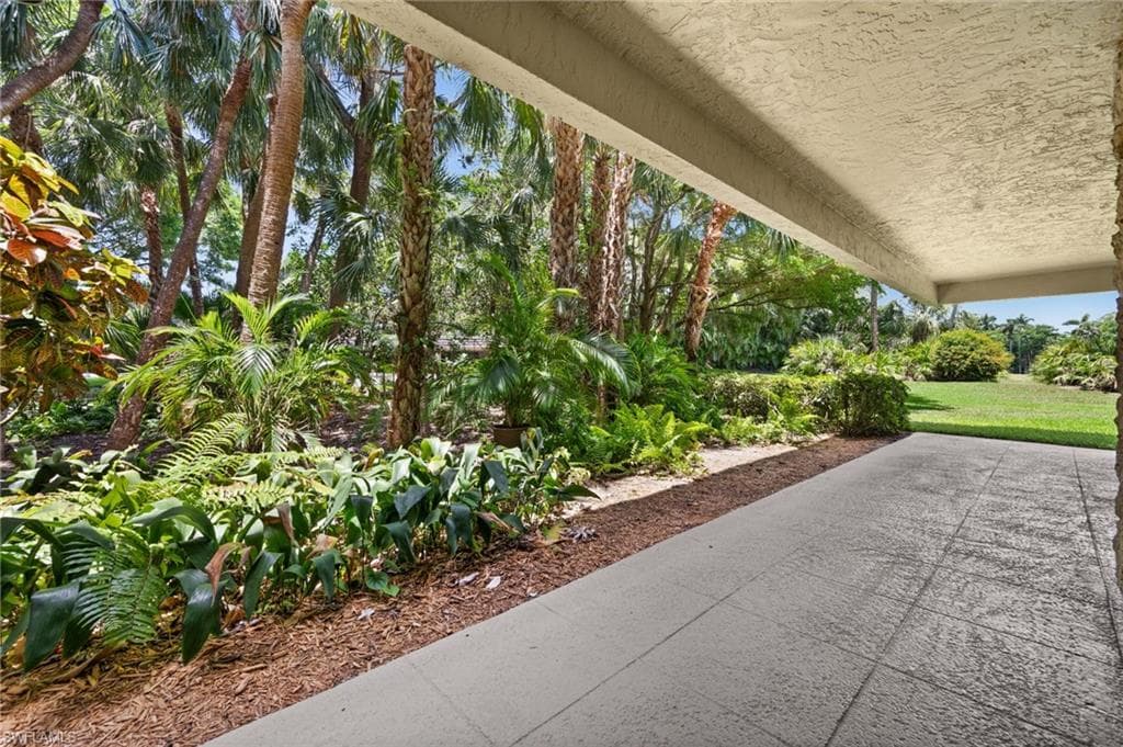 100 Tall Pine Ln 1101, Naples, FL 34105-27