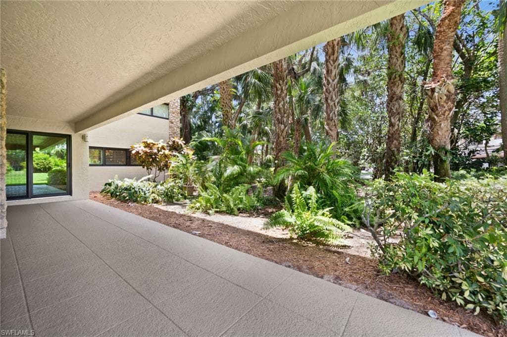 100 Tall Pine Ln 1101, Naples, FL 34105-28