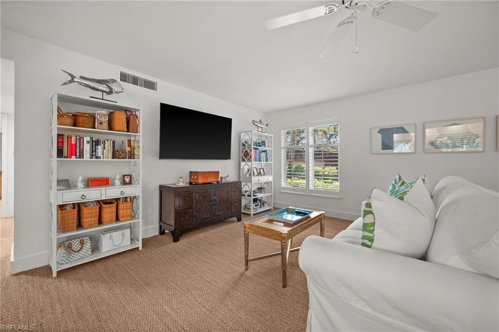 100 Tall Pine Ln 1101, Naples, FL 34105-40