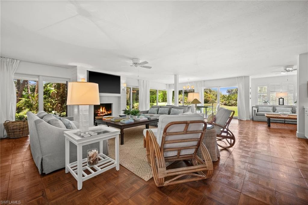 100 Tall Pine Ln 1101, Naples, FL 34105-6