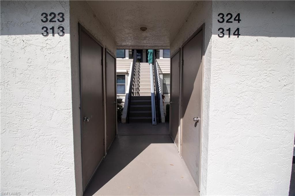 5585 Trailwinds Dr 314, Fort Myers, FL 33907-4