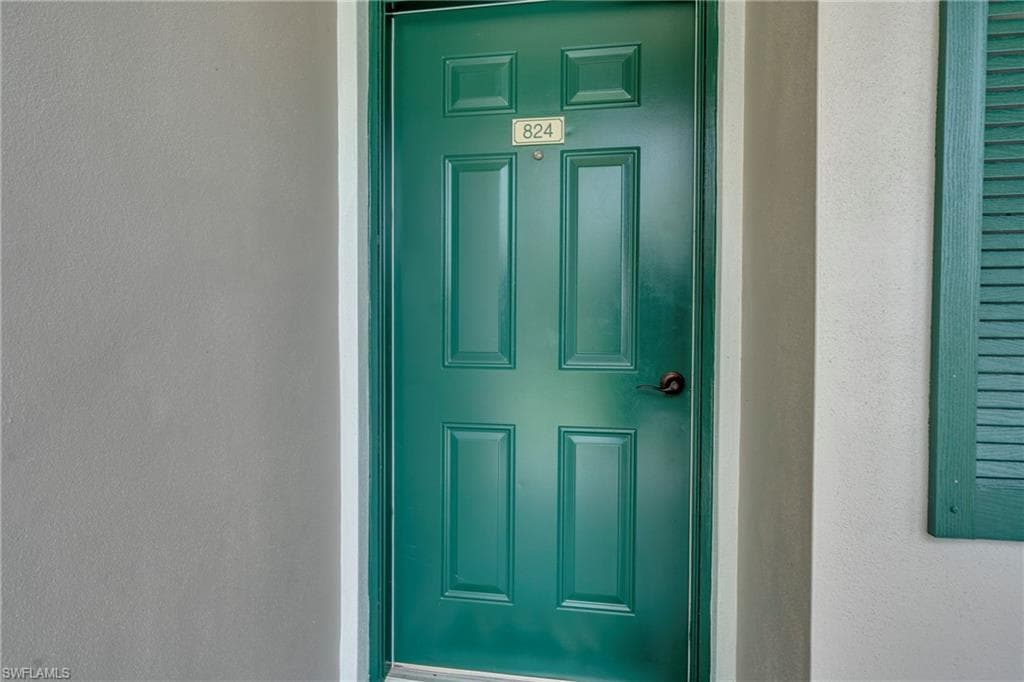 7930 Mahogany Run Ln 824, Naples, FL 34113-4