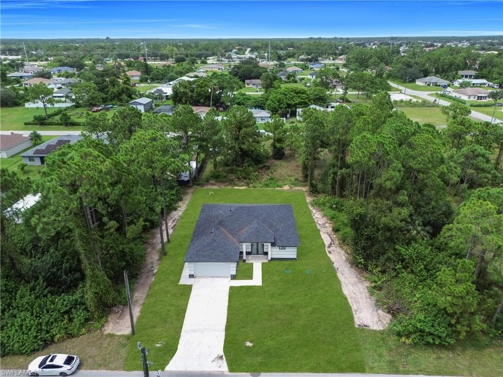 5222 Lee St, Lehigh Acres, FL 33971-13
