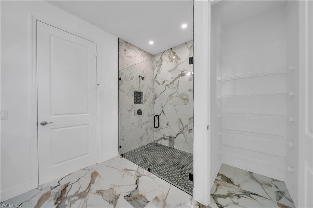 5222 Lee St, Lehigh Acres, FL 33971-17