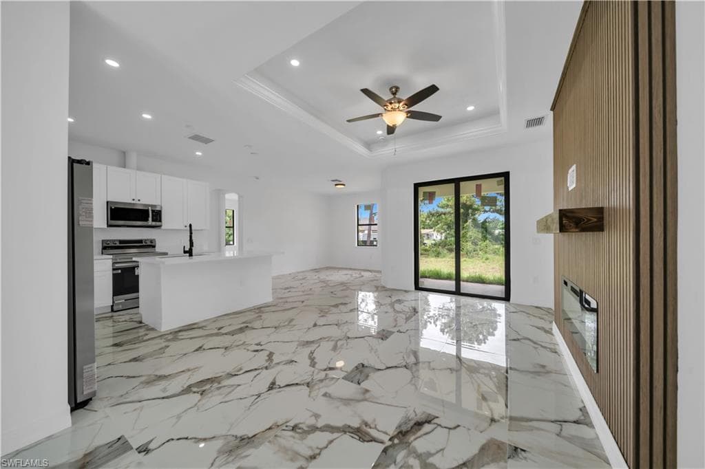 5222 Lee St, Lehigh Acres, FL 33971-36