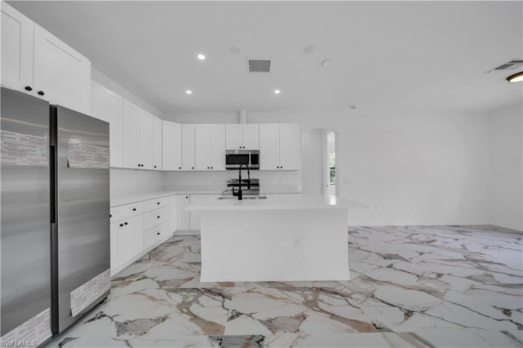 5222 Lee St, Lehigh Acres, FL 33971-37