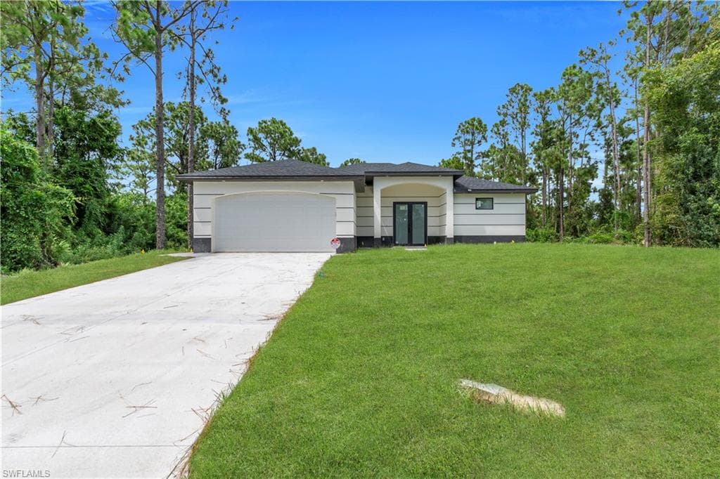 5222 Lee St, Lehigh Acres, FL 33971-2