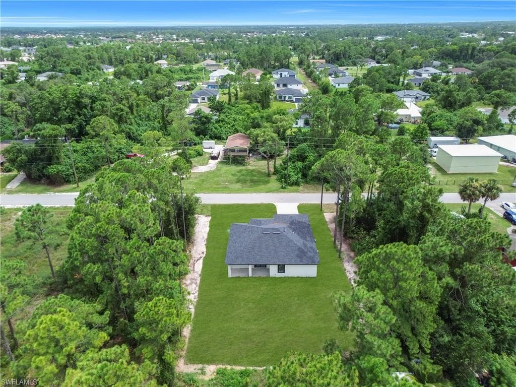 5222 Lee St, Lehigh Acres, FL 33971-5