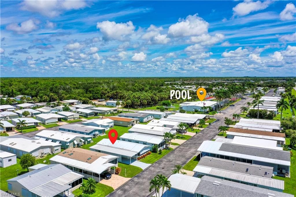 31 Turquoise Ave, Naples, FL 34114-24