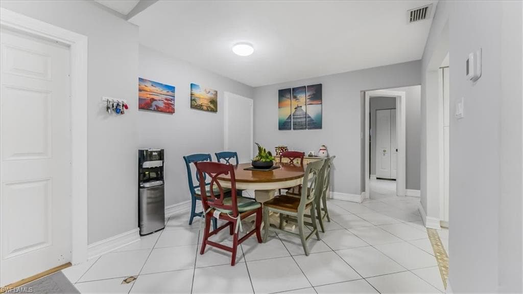 1733 45th Ter SW, Naples, FL 34116-13