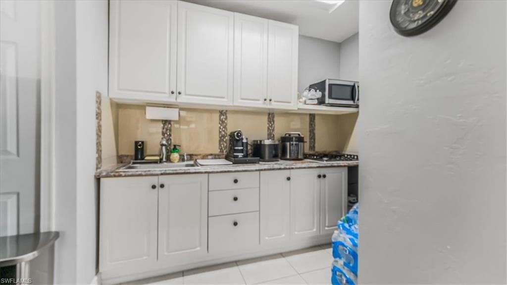 1733 45th Ter SW, Naples, FL 34116-41