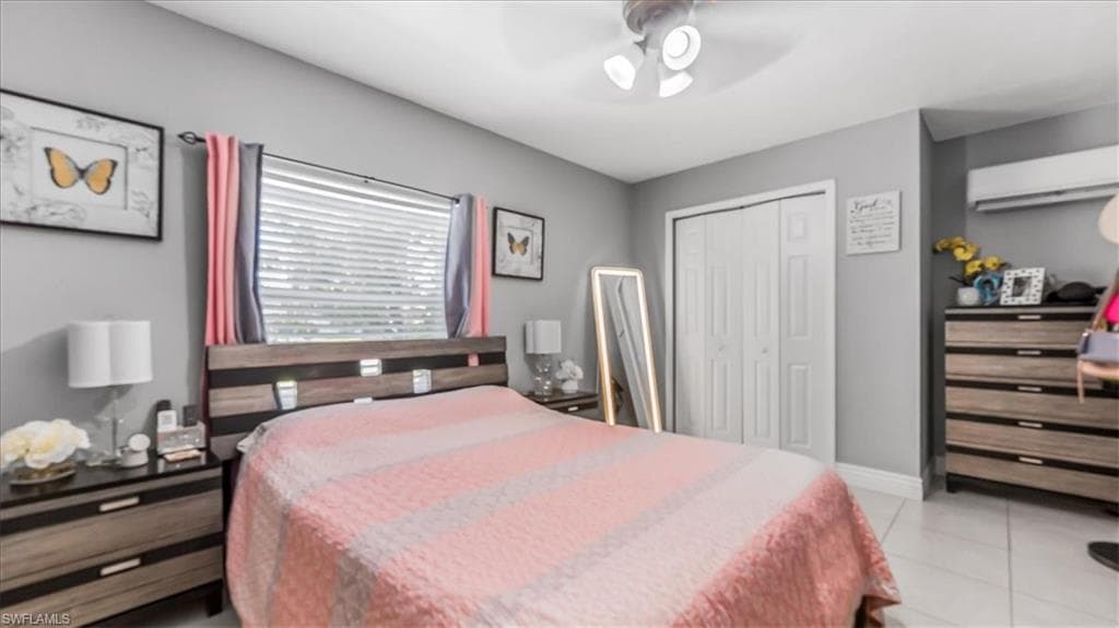 1733 45th Ter SW, Naples, FL 34116-44