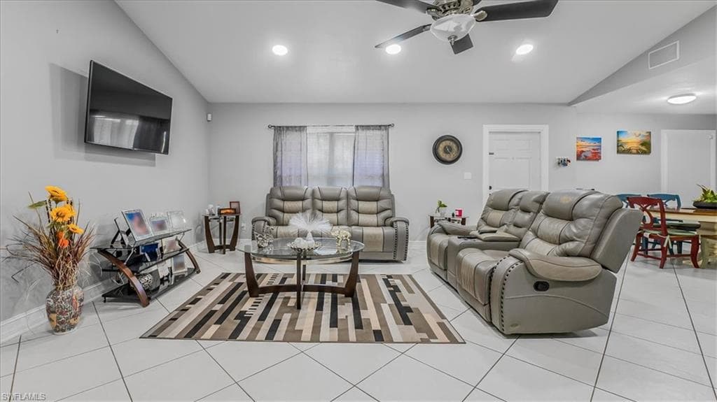 1733 45th Ter SW, Naples, FL 34116-4