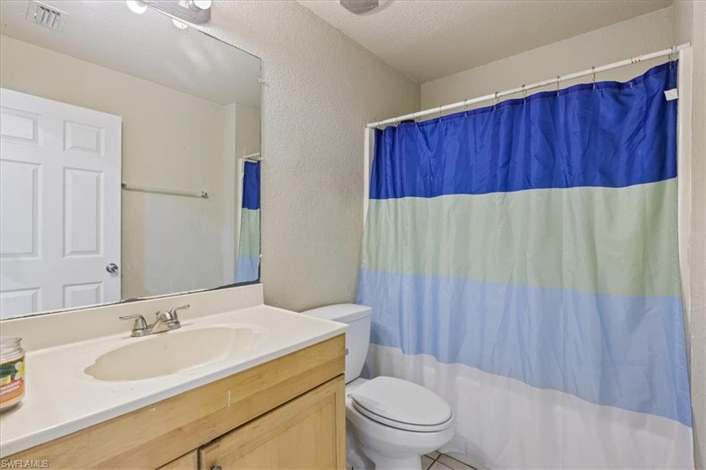 204/206 Ichabod Ave, Lehigh Acres, FL 33973-12