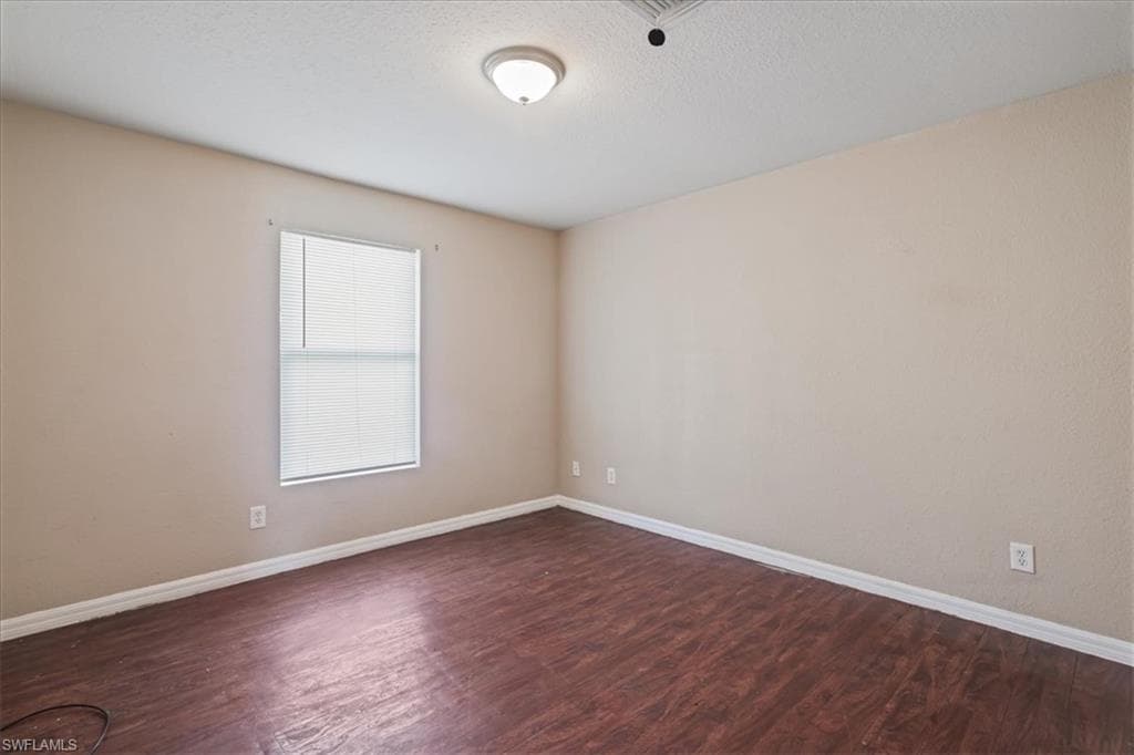 204/206 Ichabod Ave, Lehigh Acres, FL 33973-13
