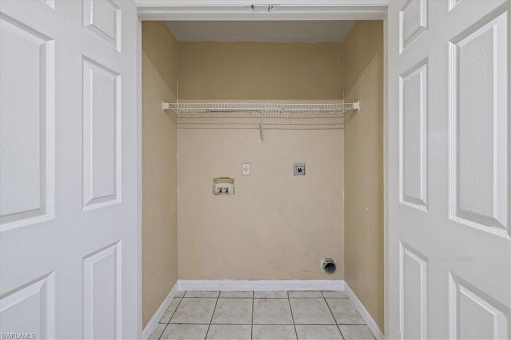 204/206 Ichabod Ave, Lehigh Acres, FL 33973-18
