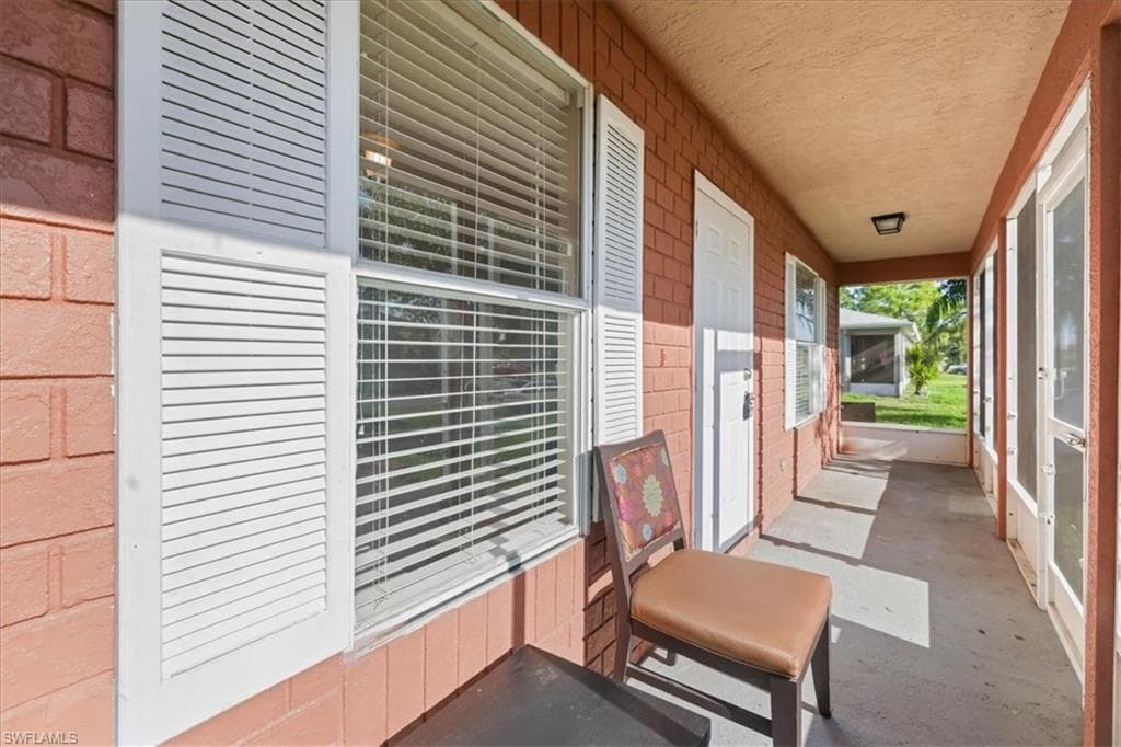 204/206 Ichabod Ave, Lehigh Acres, FL 33973-19